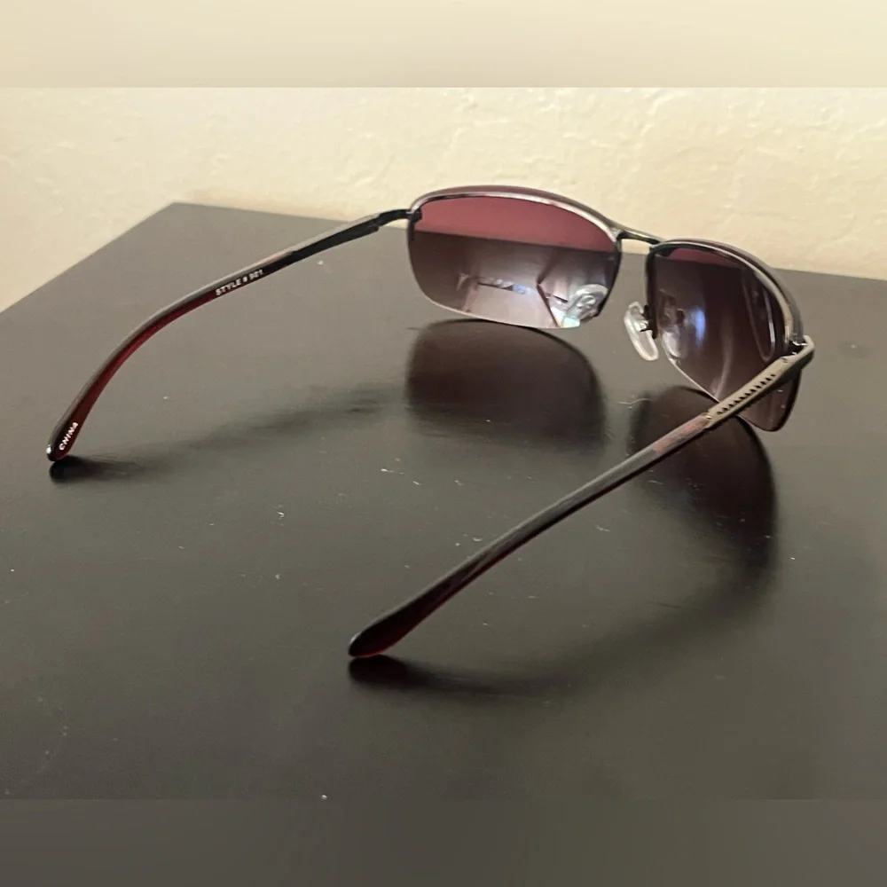 Pugsgear Aviator Style  Sunglasses